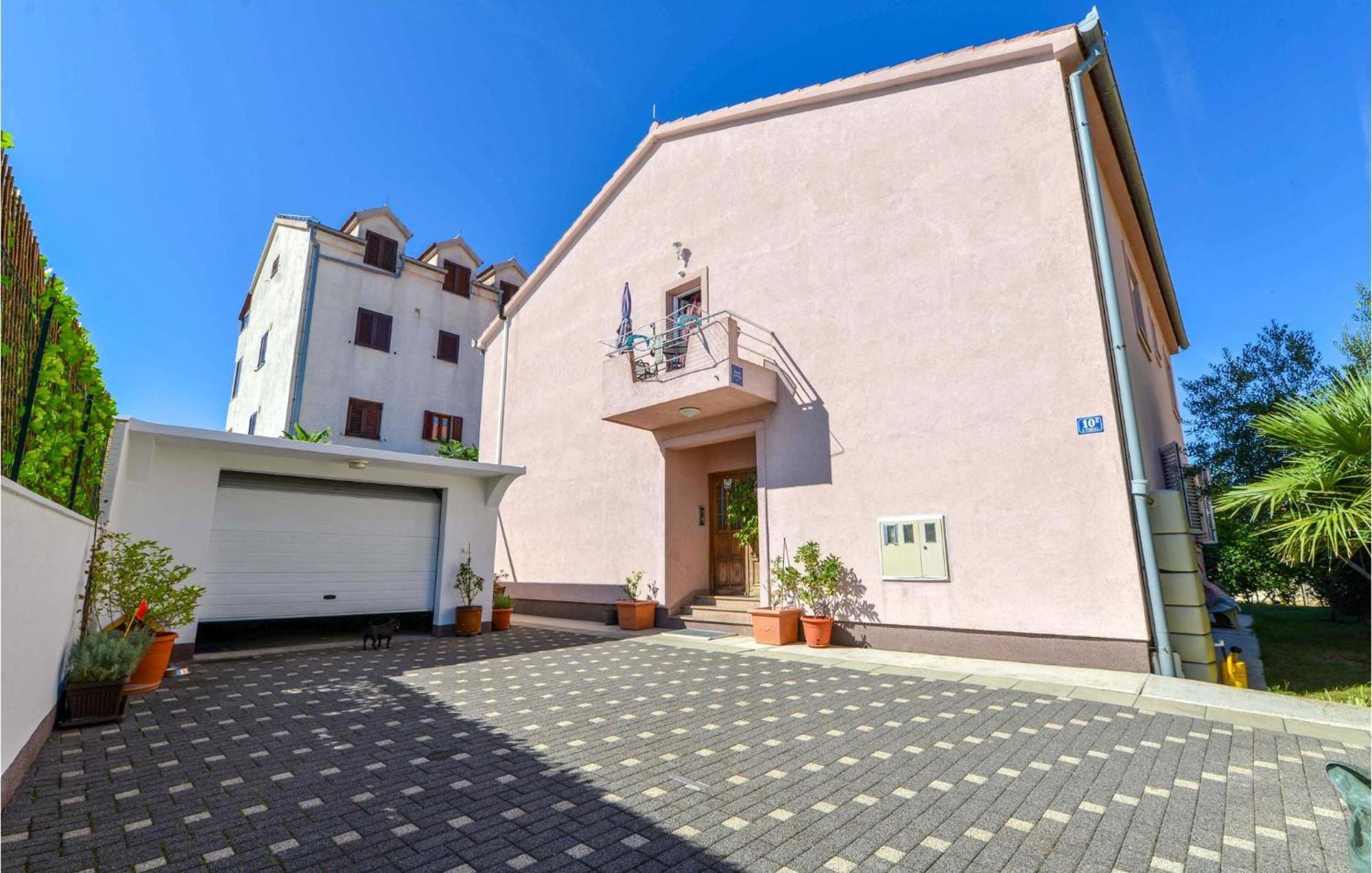 1 Bedroom Nice Apartment In Zadar Exteriér fotografie